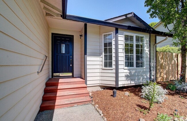 Building Photo - 3bd 2ba Ranch Style Home in North Salmon Creek - Avail Now!