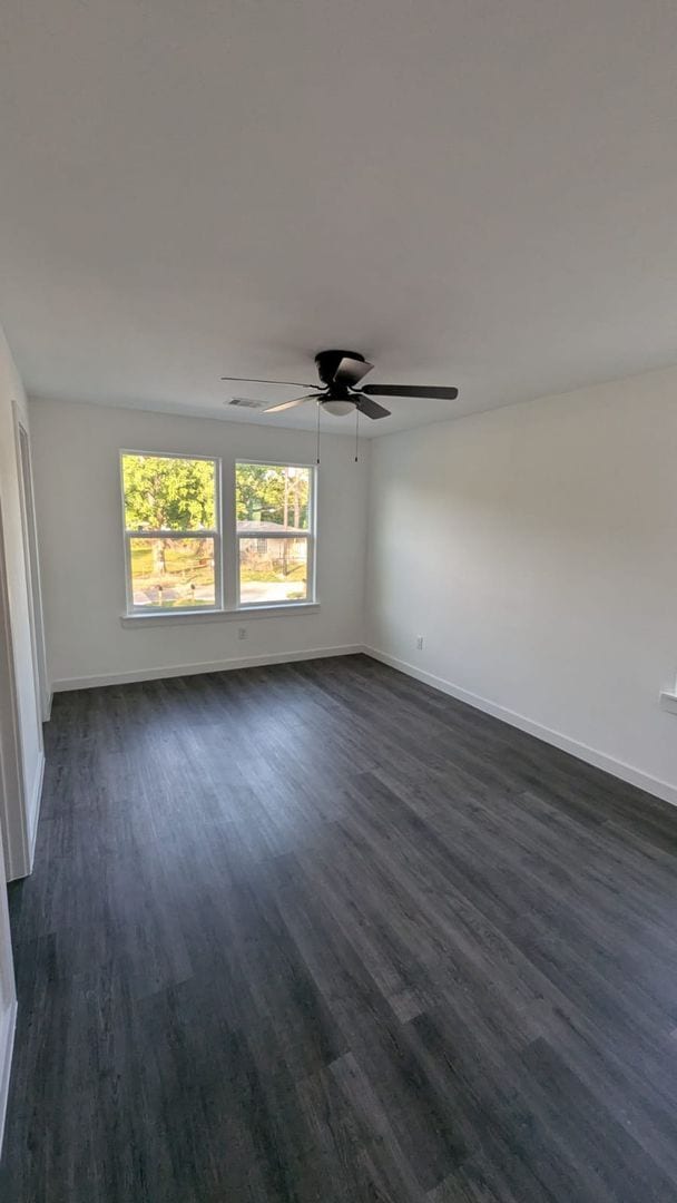 Building Photo - ?Your Houston Gem: 3 Beds, 2.5 Baths, Carport ?