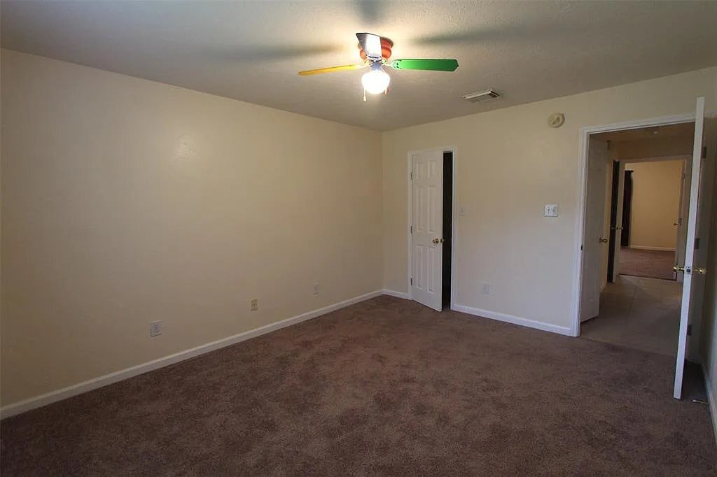 Building Photo - 22715 Bridgewater Dr