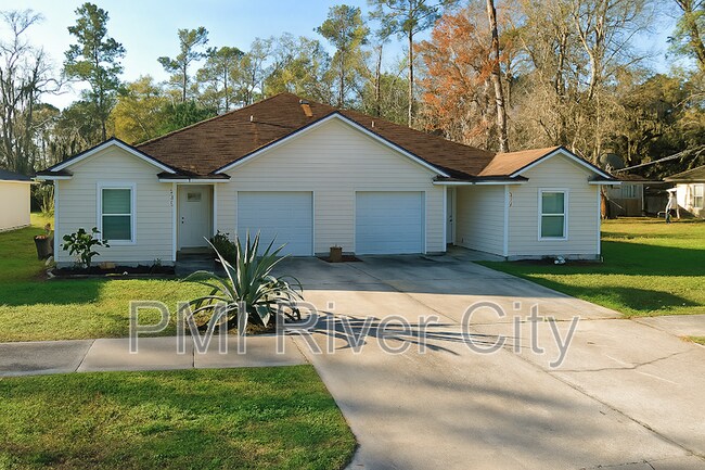 Primary Photo - 818 Filmore Ln
