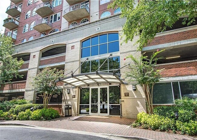 Building Photo - 3180 Mathieson Dr NE