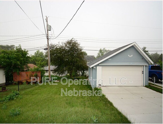 Building Photo - 2720 N 47th Ave