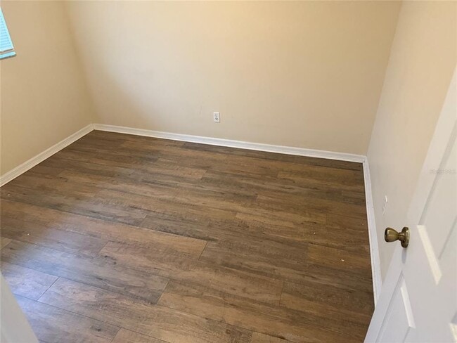 Building Photo - 1129 Graystone Ave