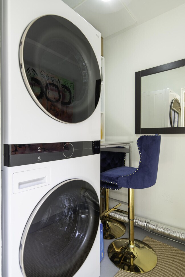 Building Photo - 576 Westree Ln