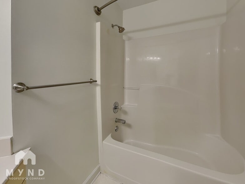 Building Photo - 8528 Yucca Trail