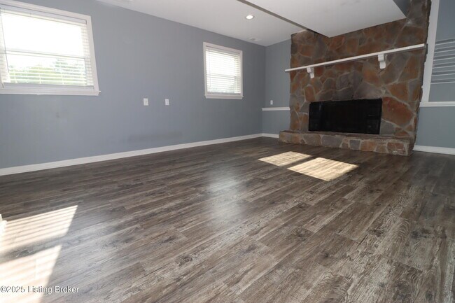 Building Photo - 3805 Stigwood Ct