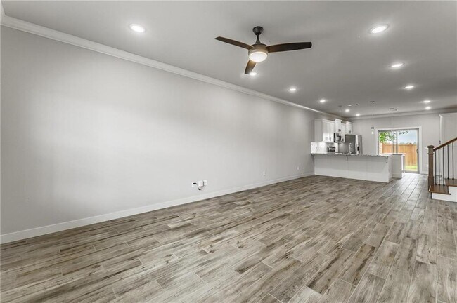 Building Photo - 3305 SW Hillstone Ave