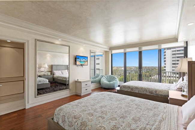 Building Photo - 2917 S Ocean Blvd