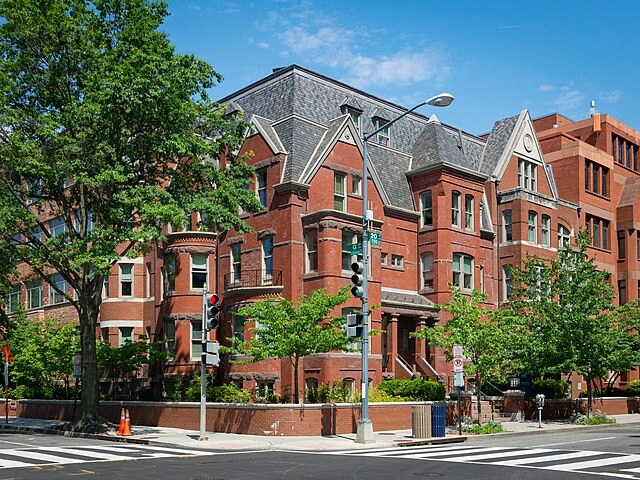 Building Photo - 955 26th St NW