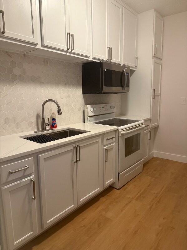 Primary Photo - 893 Parsons St SW