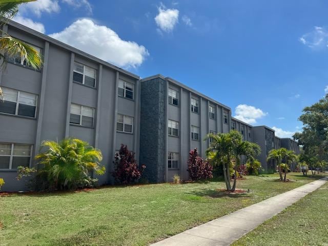 Building Photo - The Waverly