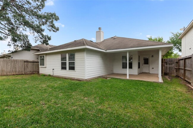 Building Photo - 13915 Roanoke Falls Dr