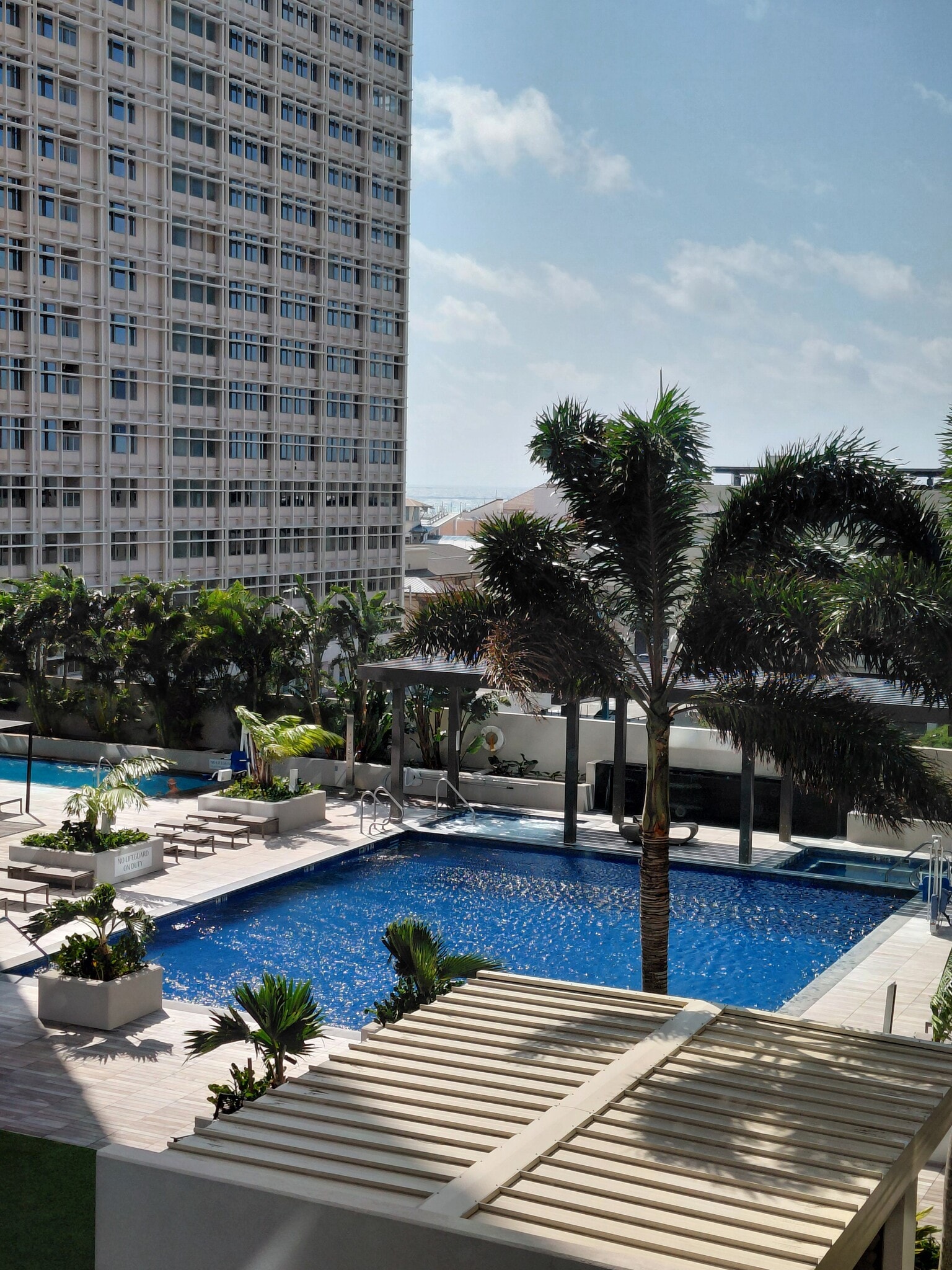 Building Photo - 1388 Kapiolani Blvd