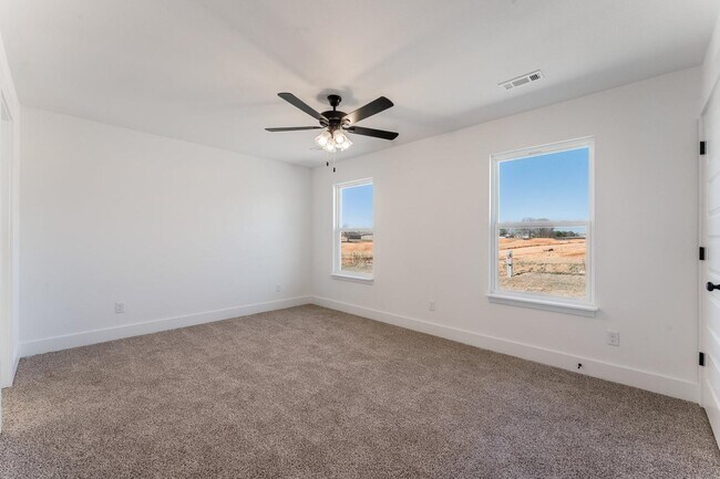 Building Photo - 1140 Ari Ave