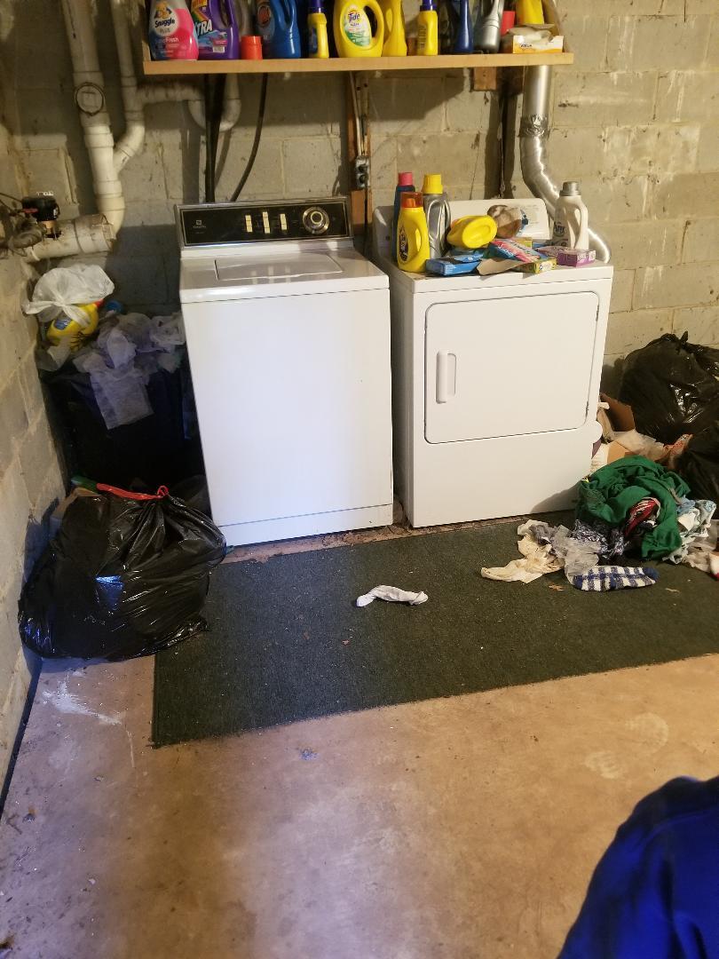 Building Photo - 1410 Normandy Ct