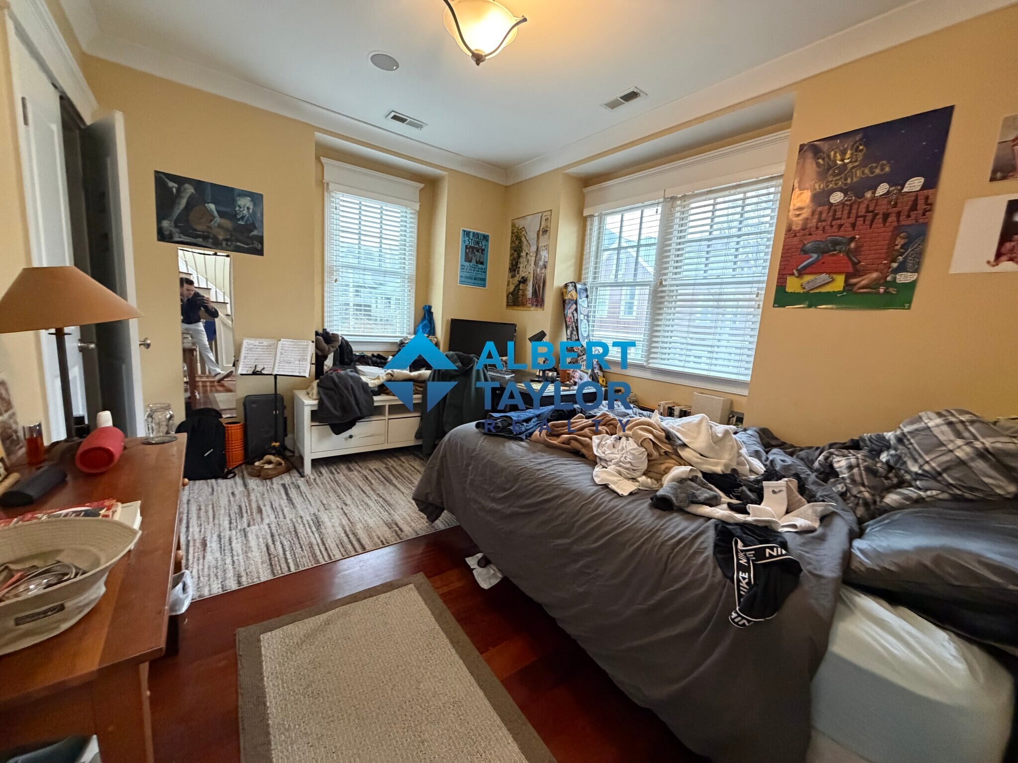 Building Photo - 15 Eldora St