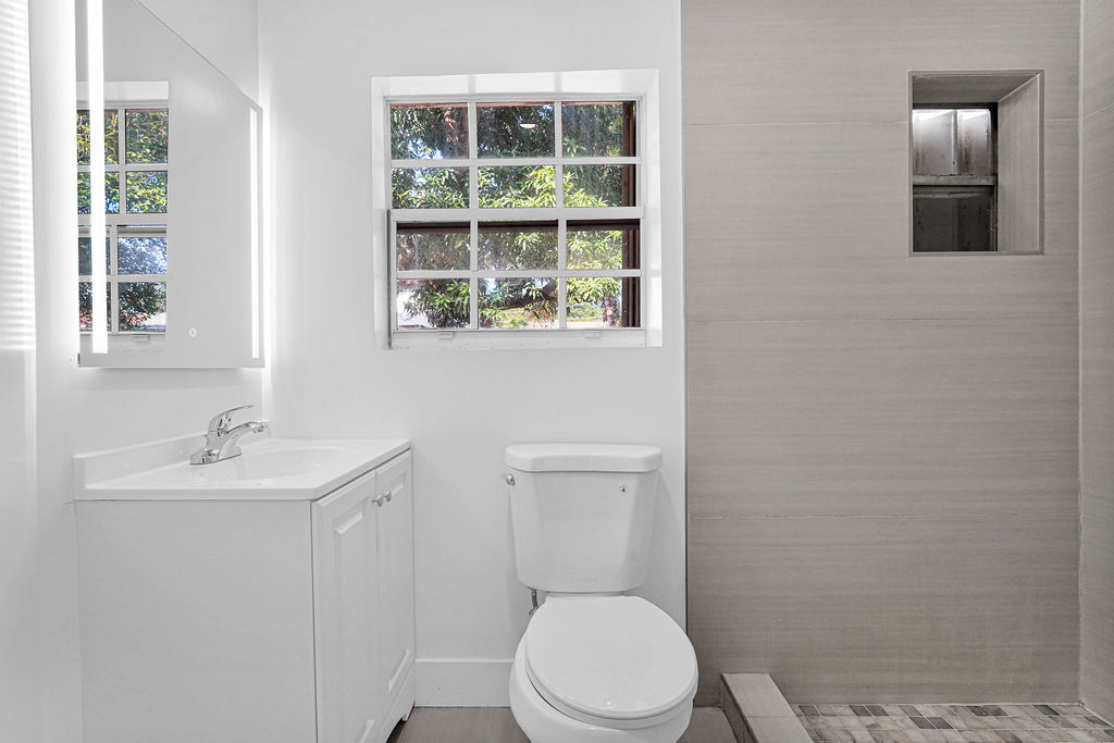 Building Photo - 45 NW 48th St