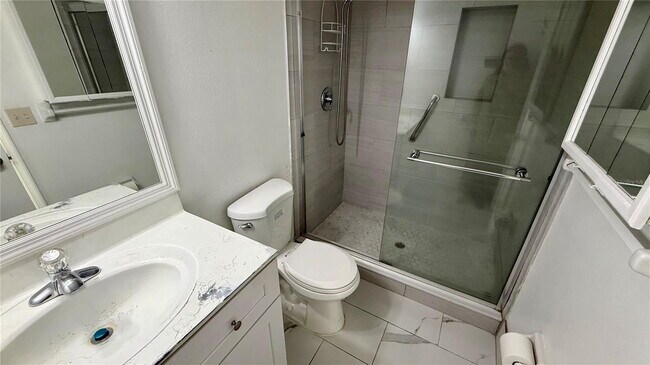 Building Photo - 2482 Quail Run Blvd N