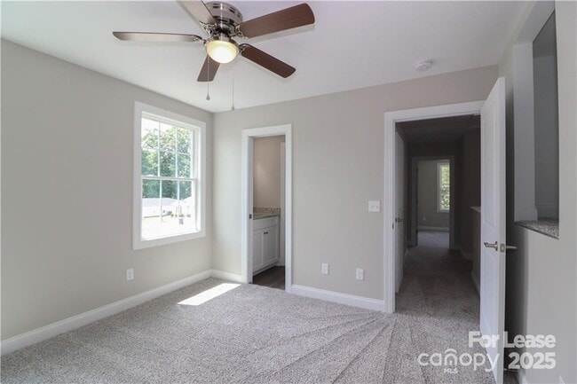 Building Photo - 3973 Newhall Dr NW