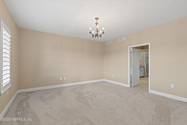 Building Photo - 3958 Baymeadows Rd