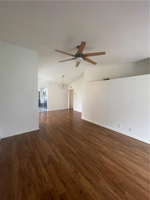 Building Photo - 1601 Faro Dr