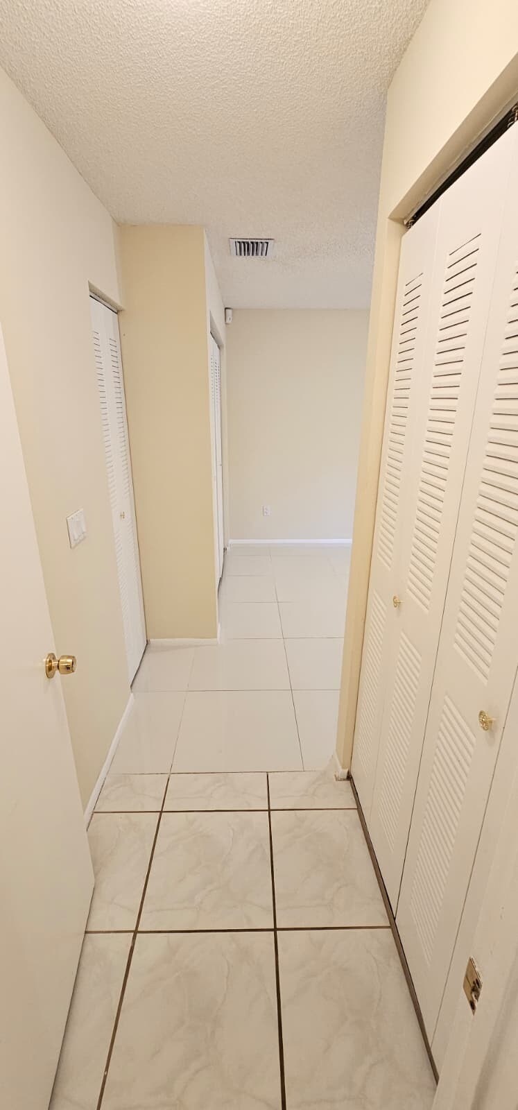 Building Photo - 1251 SW 84th Ter