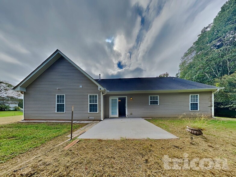 Building Photo - 1206 Catalina Pkwy