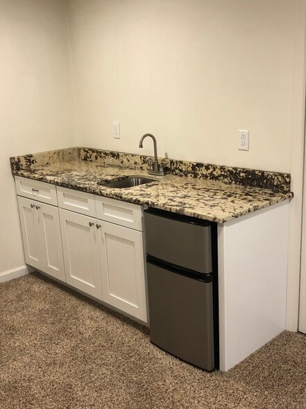 Building Photo - 3021 Patriot Dr