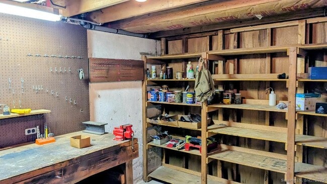 Building Photo - 64 Chatham Ave