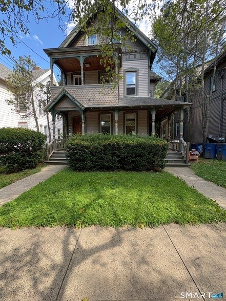 Building Photo - 211 Norton St