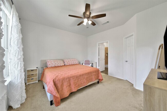 Building Photo - 4343 Roaring Timber Dr