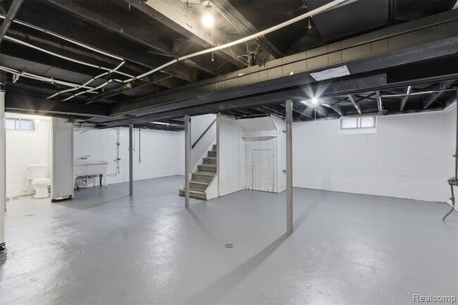 Building Photo - 12051 Wayburn St