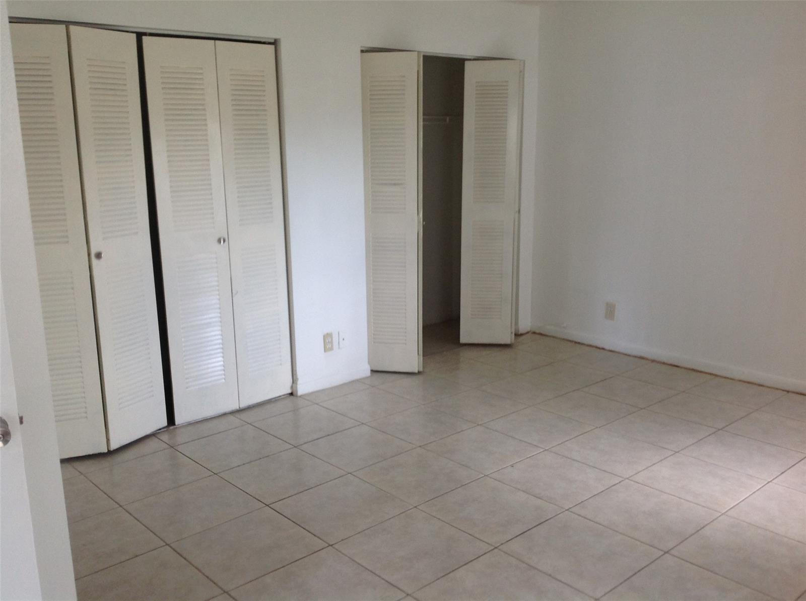 Building Photo - 10815 NW 45th St