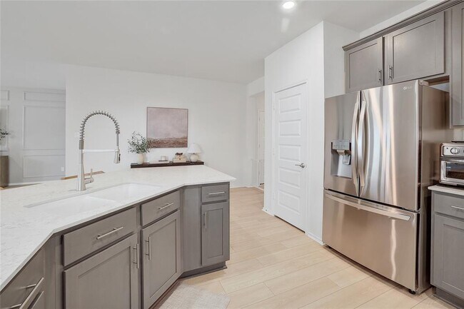 Building Photo - 4648 Padula Dr