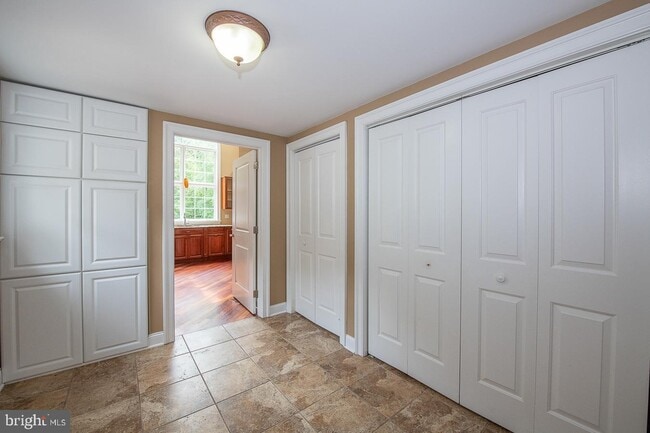 Building Photo - 2083 Welsh Valley Rd