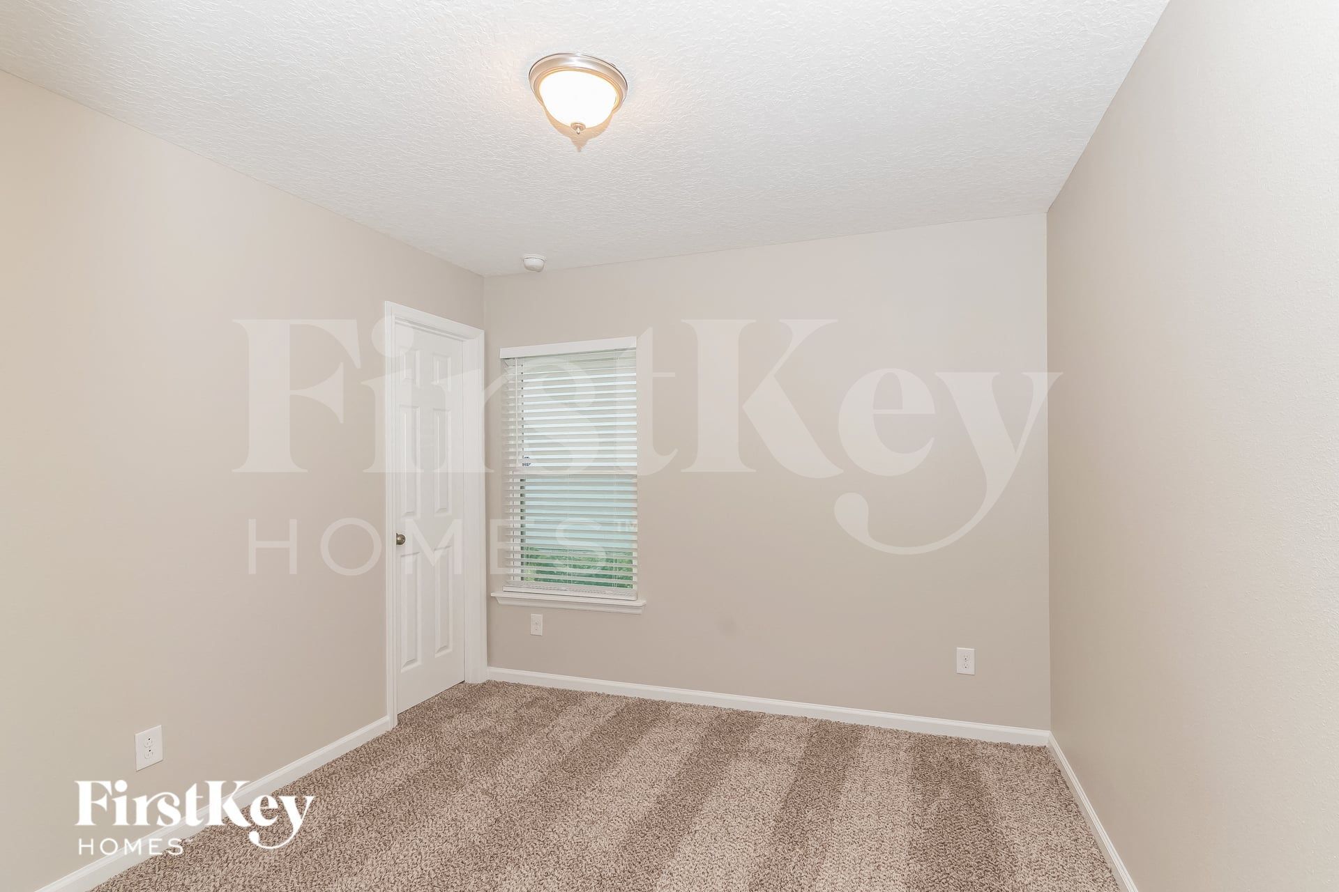 Building Photo - 9745 Bridgeway Ave
