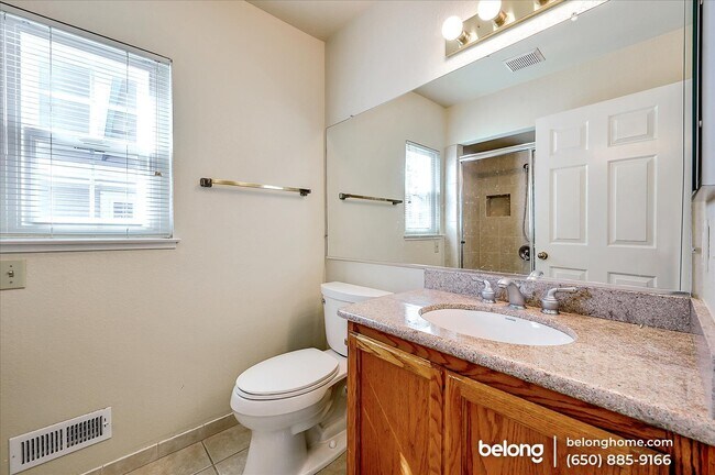 Building Photo - 511 Saint Thomas Ln