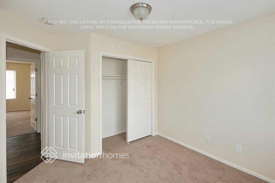 Building Photo - 882 Rancher Dr