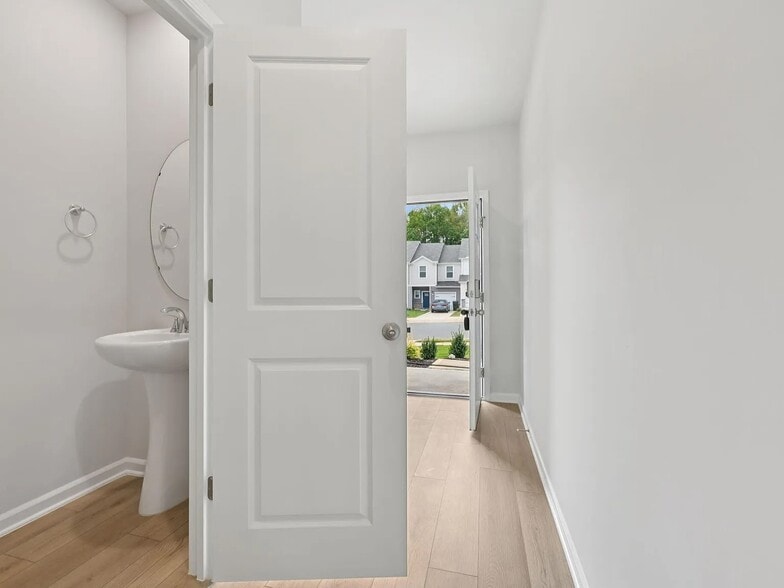 Building Photo - 1029 Winding Spg Dr