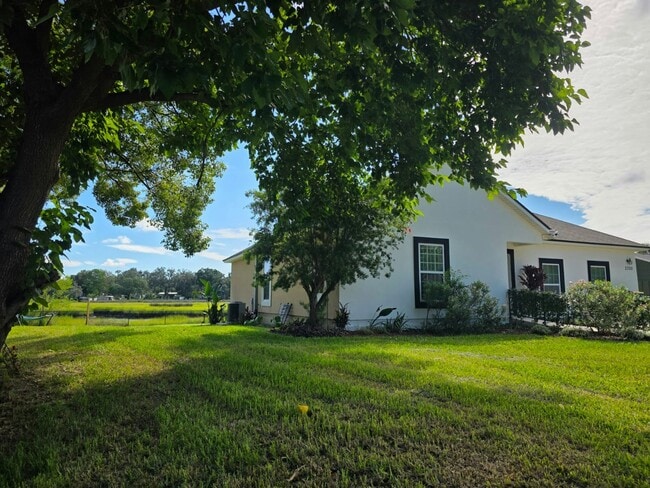 Building Photo - 2355 Ribault Scenic Dr