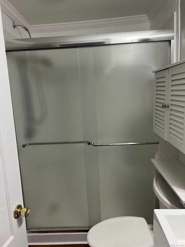 Building Photo - 41 S Main St