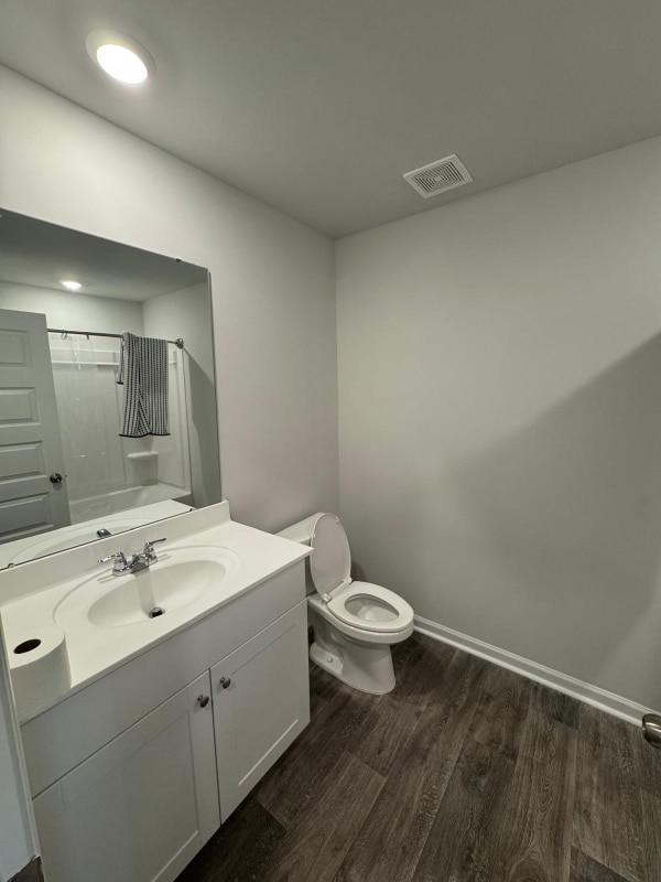 Building Photo - 470 Ladyfish Loop NW