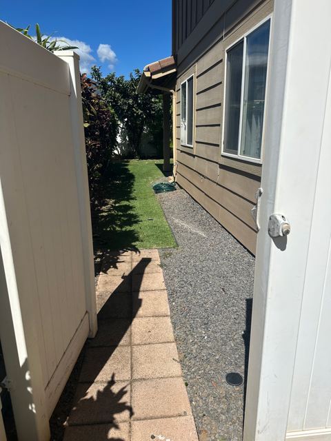 Building Photo - 10 A'Ohoku Pl