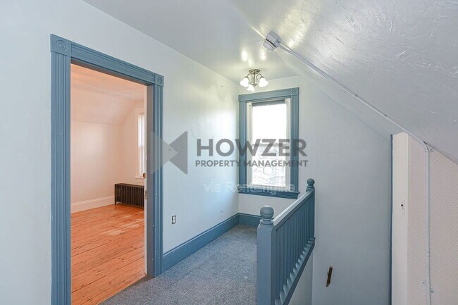 Building Photo - 27 Hayward St