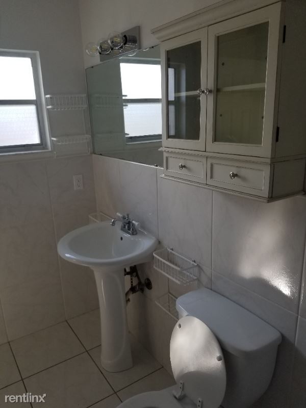 Building Photo - 3 br, 2 bath House - 7424 Portside Ct