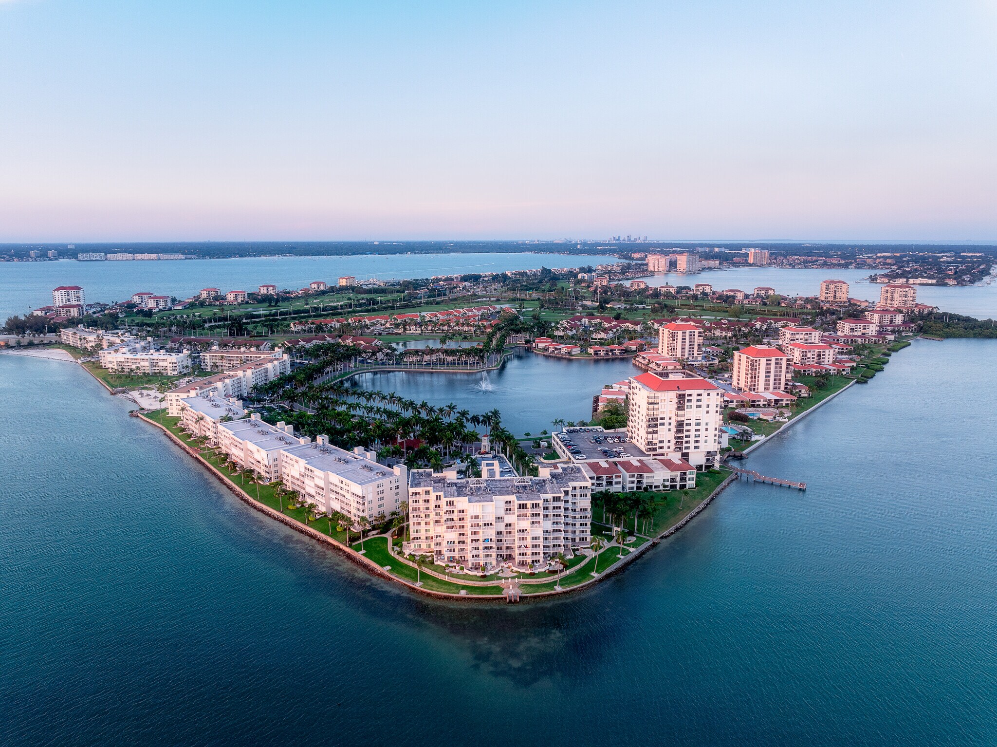 Building Photo - 6287 Bahia del Mar Cir