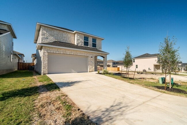 Building Photo - 612 LT Rusty Dr