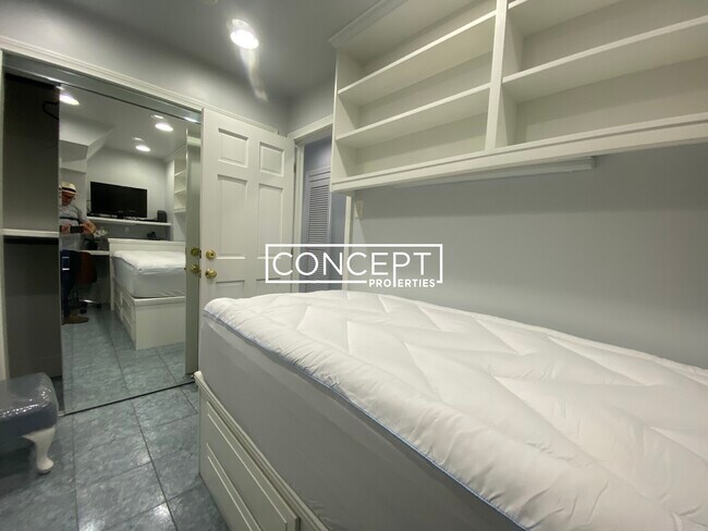 Building Photo - 101 Orleans St