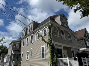 Building Photo - 109 Cleveland Ave
