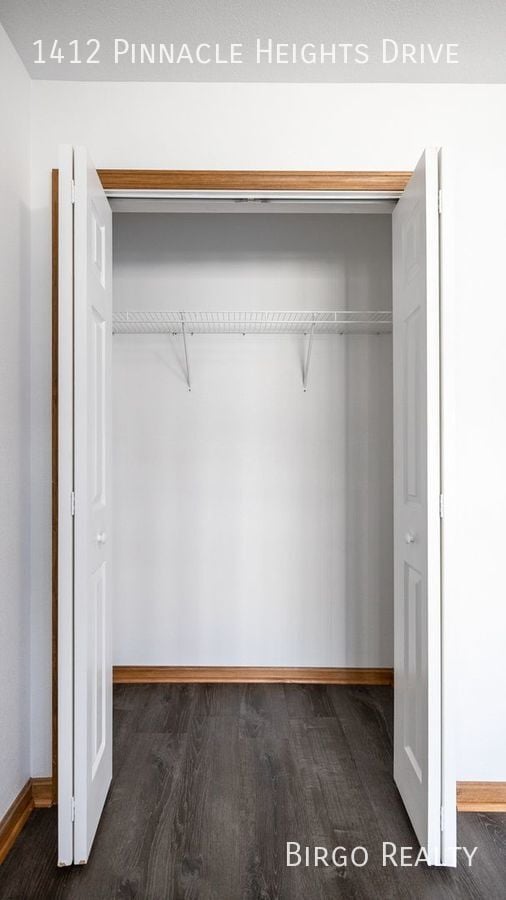 Building Photo - Move in Special! First Month's Rent is Fre...